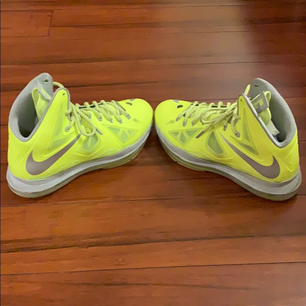 Nike Lebron Xs